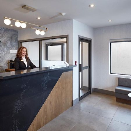 Canadas Best Value Inn Toronto Exterior foto